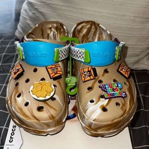 Cinnamon Toast Crunch Crocs